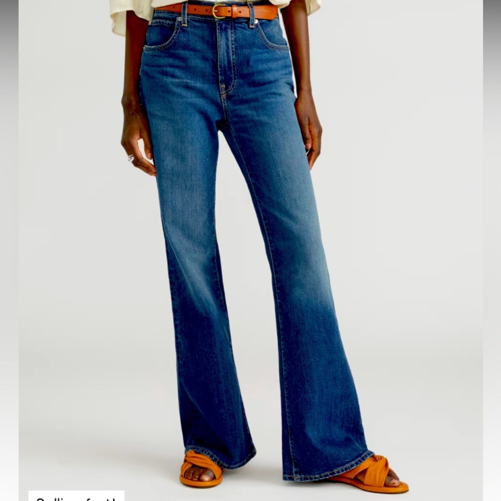 Everlane High Rise Flare Jean in 29, Deep Indigo Blue